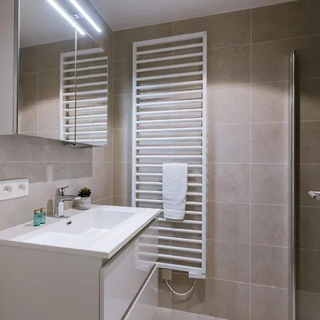 Apartment Huswell - Stylish With Harbour View *