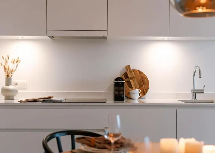 Huswell - Stylish With Harbour View Appartement *