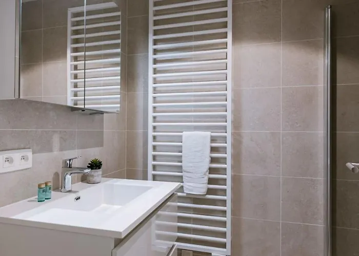 Apartman Huswell - Stylish With Harbour View *